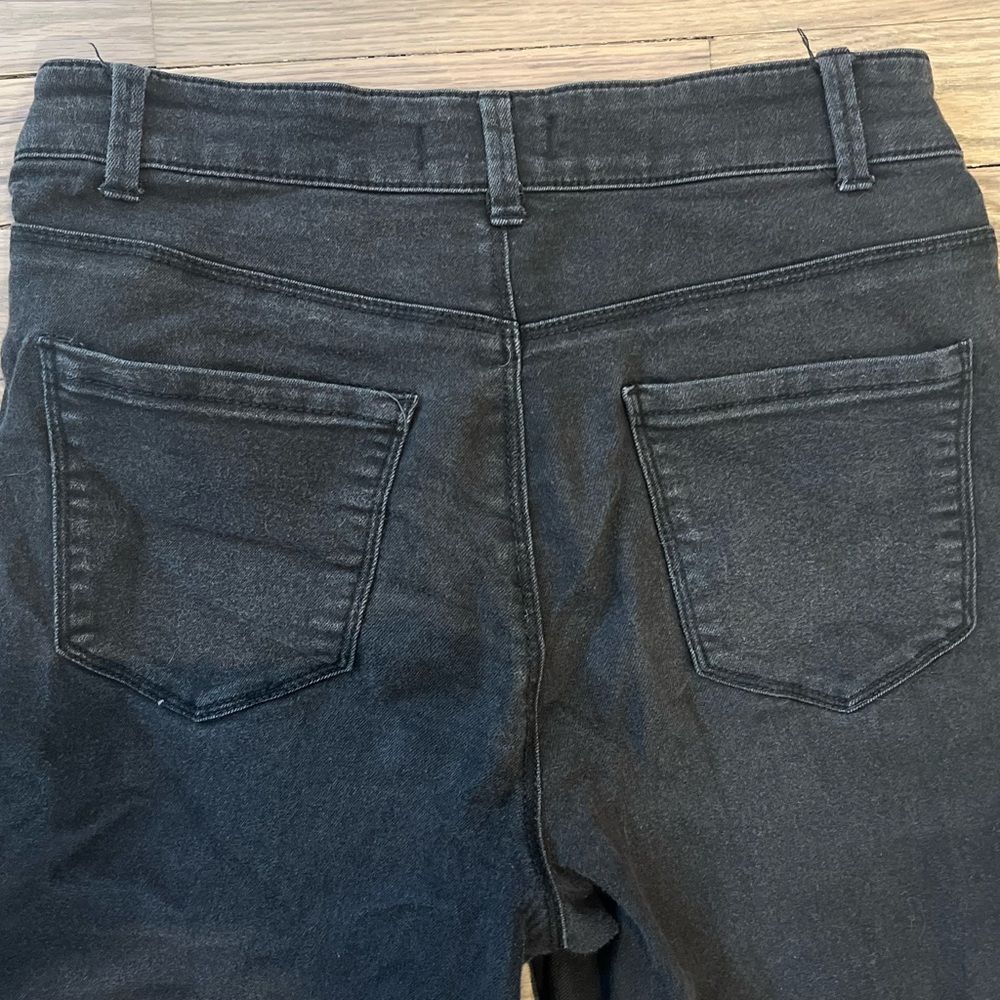 Forever21 Black Skinny Jeans